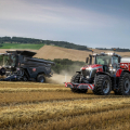 Трактор Massey Ferguson 9S